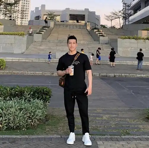 越南肌肉帅哥jayjayny 越南头号肌肉网红 越南 东南亚 健身迷网