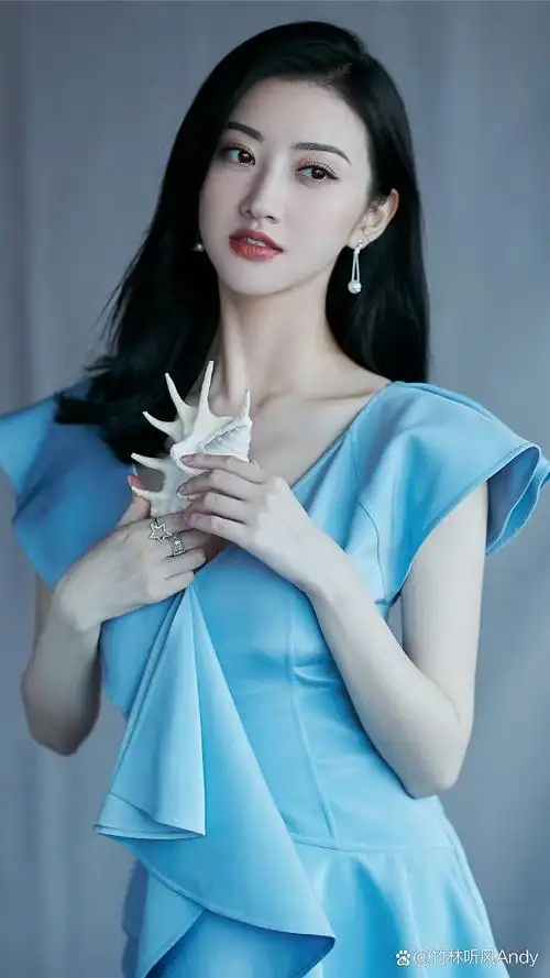 景甜浅蓝裙装穿搭高清写真