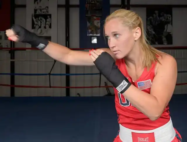 美国女拳手药检阳性辩称与男友亲热时污染,wada宣布她无罪|拳击|wada