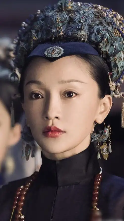 《如懿传》周迅美图欣赏,原是爱由心生,却妒忌猜疑半生!