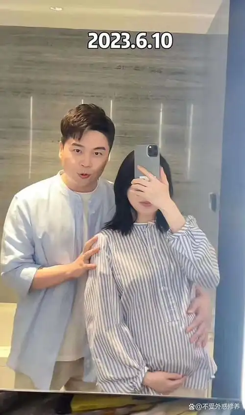 主持人沈涛罕晒一家三口!老婆刚出月子苗条貌美,儿子圆脸似爸爸