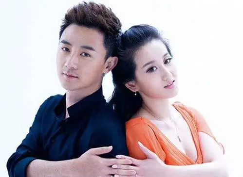 之后更是爆出张倬闻和李木子感情升温已经结婚成为了夫妻的消息,一