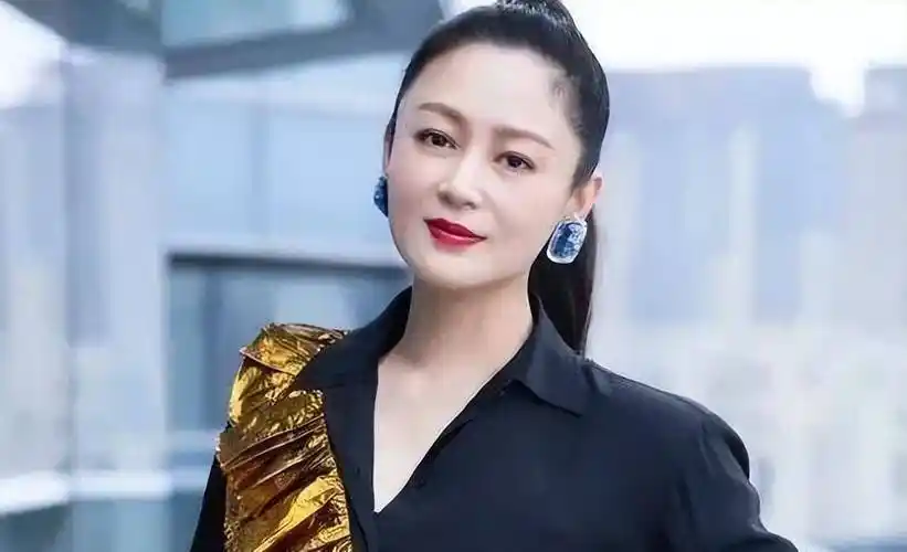 曾是"亚洲第一美女"的陈红,巅峰时期的美貌,几乎无人能及_美人_生活