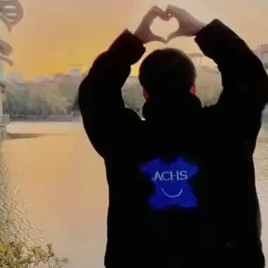 好看真人情头一人一张高清图片不太明显的唯美情侣头像图片