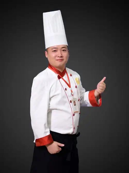 我校大师出战第二届中国厨师烹饪技艺大比武