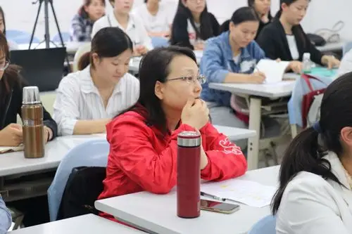 牵手高等教育出版社 创新教师教育培训模式