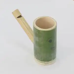 传统手工竹子做的玩具竹水笛吹奏儿童道具变声竹口哨解压好玩恶搞