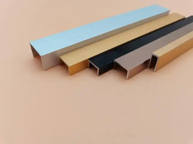 佛山包边铝合金u型槽铝玻璃固定卡槽导轨槽u形铝槽型材凹槽条内槽