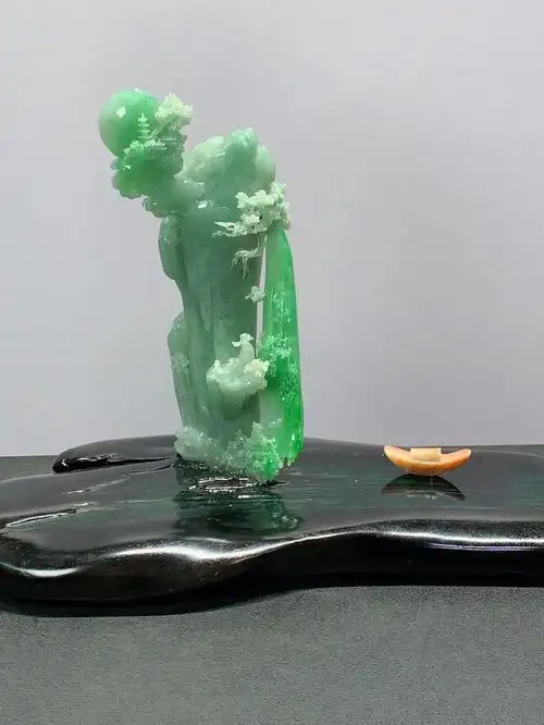 翡翠高山流水摆件