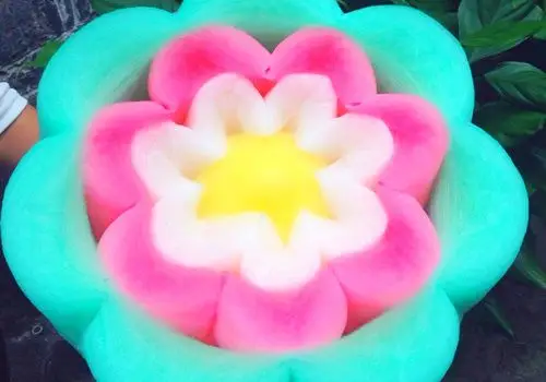 甜蜜棉花糖封面背景_享受甜蜜的棉花糖_可爱图片