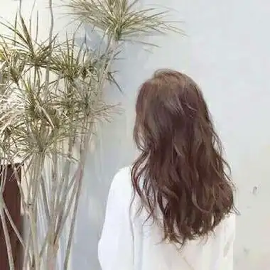 长发女生背影唯美头像好看的女生小清新头像