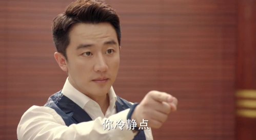 《完美关系》:斯黛拉开启"姐弟恋",崔英俊不依不饶大闹公司