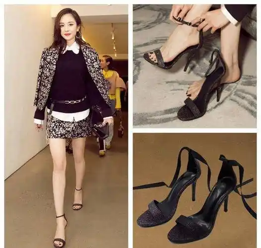 女生们脚踩着各种凉鞋搭配出场,当然这其中少不了一字带高跟鞋,说起