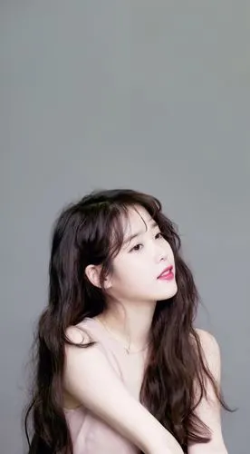 iu 李智恩 李知恩 修图cr:秀秀 转载:onlyu-iu中国首站