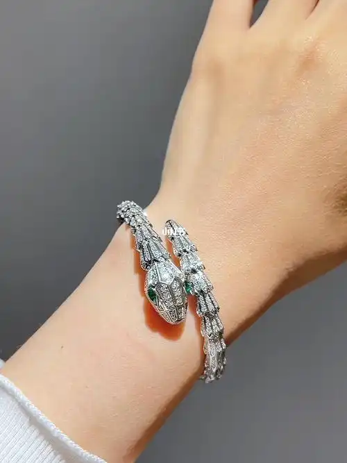 珠宝定制  #宝格丽满钻蛇骨手镯  #手镯  #宝格丽手镯  #宝格丽