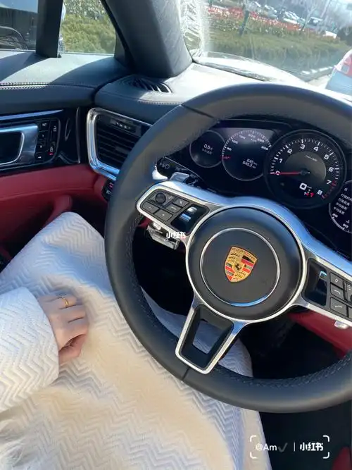 保时捷帕纳梅拉panamera