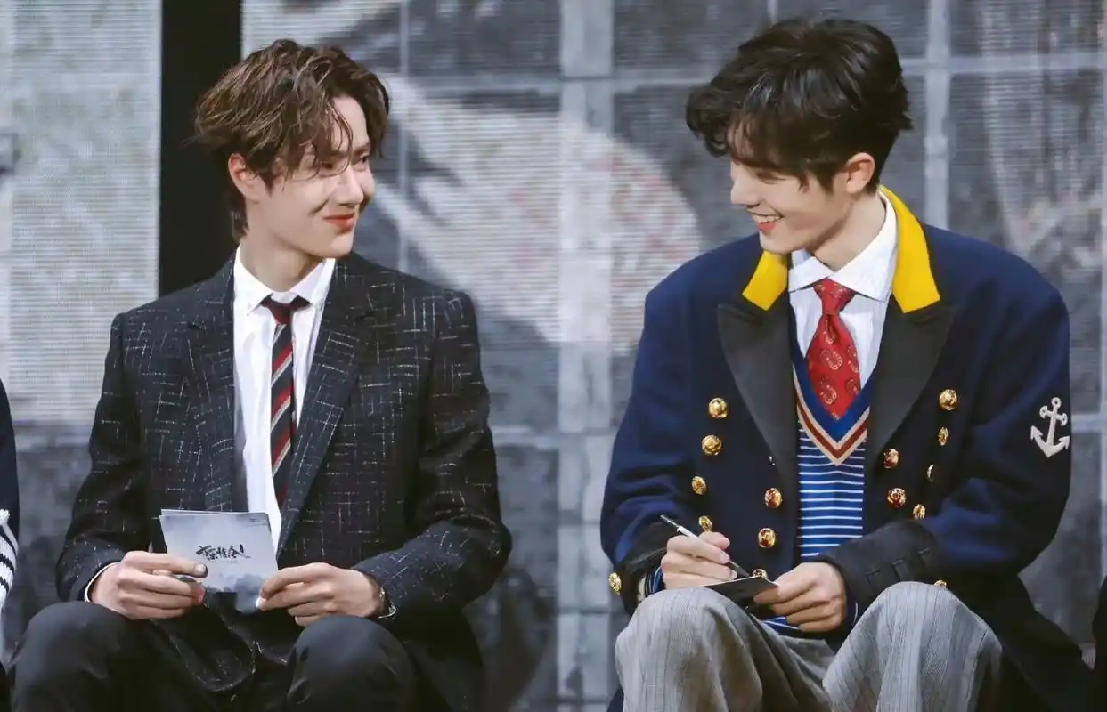 肖战,王一博的博君一肖cp超话粉丝数破400万,你磕过这对cp吗?