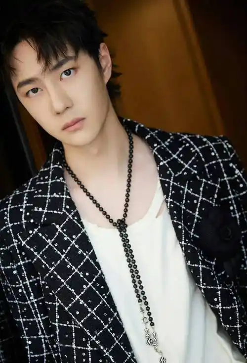 赵丽颖追求王一博?白鹿张凌赫复合?乔欣退圈?刘浩存要翻身了?