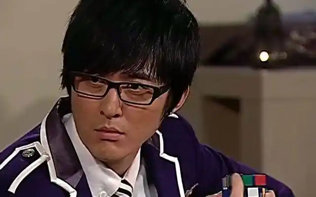 萌学园:谜亚星怀疑夏光磊是暗黑卧底,不愧是智之星啊!