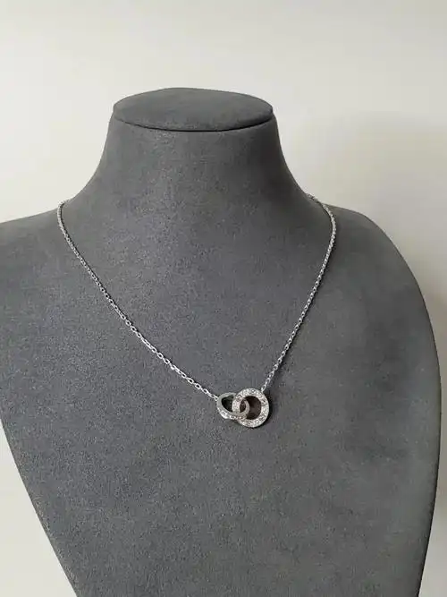 卡地亚,love系列,女士项链, 18k白金,镶嵌钻石,新款 - 抖音