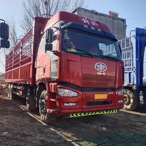 6米平板大货车 17年苍栏货车