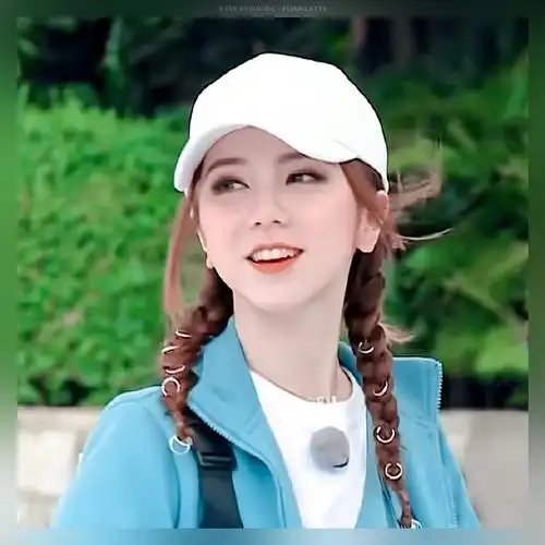 邓紫棋[超话]# |#邓紫棋奔跑吧# 捕捉一. 来自foamlatte - 微博