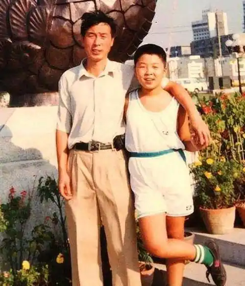 节目_何炅_李维嘉