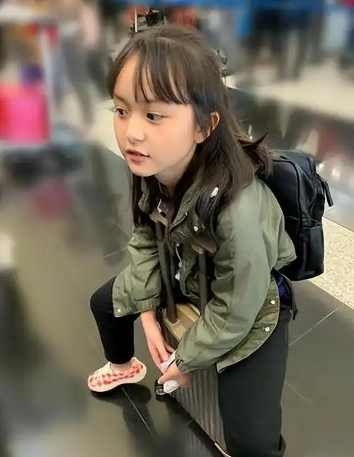 刘楚恬:2岁出道年入百万,因长相太甜被禁止整容,现在长啥样?