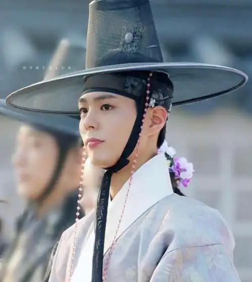 古装剧男神排名出炉!李准基只排第3,金秀贤第1实至名归