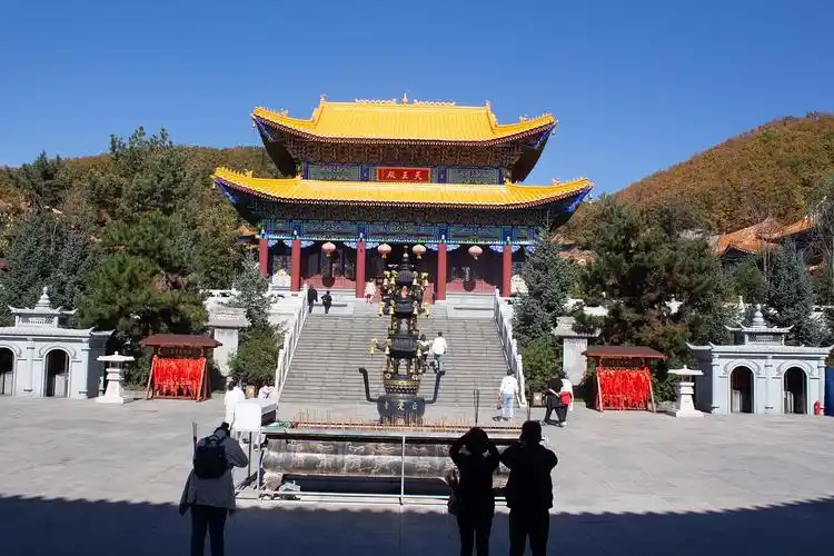 敦化市六鼎山大佛