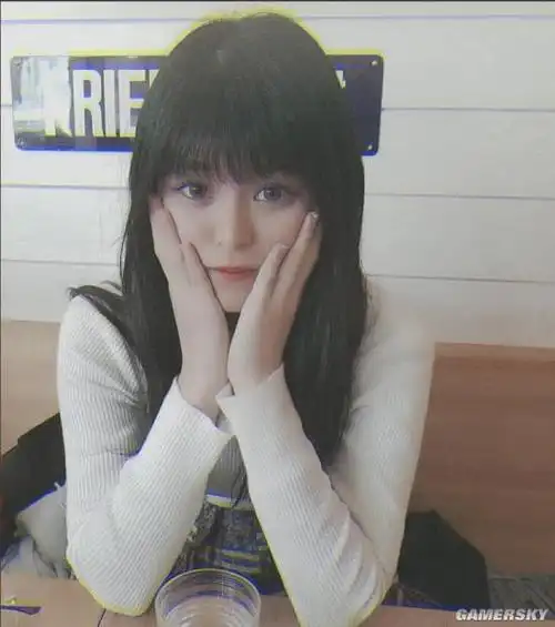 没女朋友也能秀恩爱 正在和女友约会素材照片 _ 游民星空 gamersky.