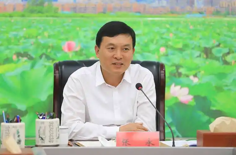 5月26日下午,市委书记,市委全面依法治市委员会主任张永主持召开市委