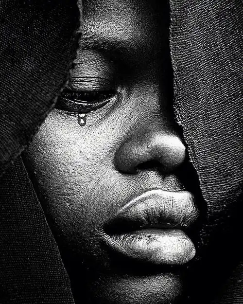 经典黑白时尚的人像摄影作品欣赏