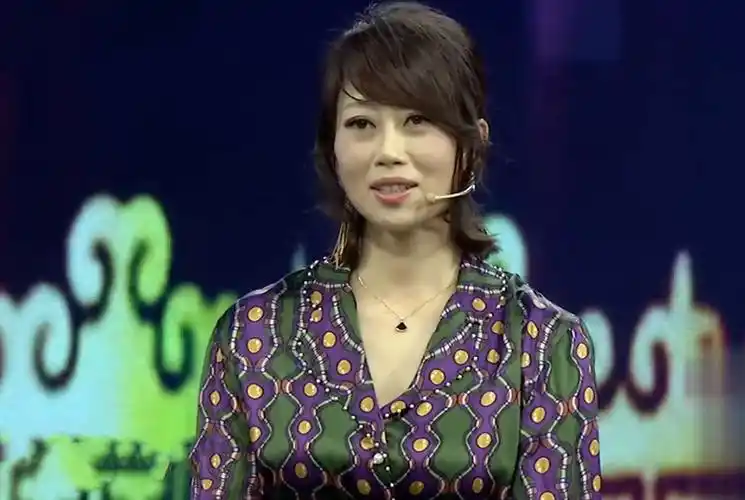 一米九大个子能哭会跪厚脸皮不怕被笑话汪正正对老婆才是真爱