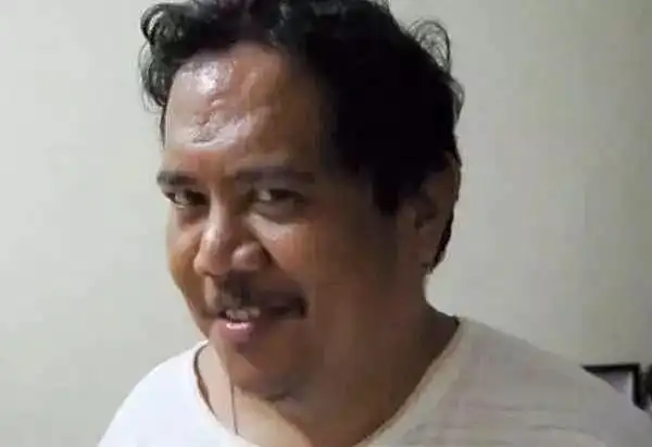 这个猥琐大叔表情包居然是个漫画家!而且画得还不错～!