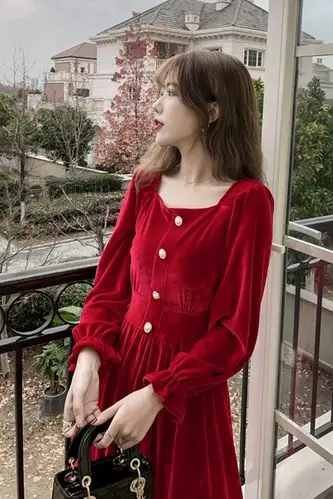 山本风复古法式红裙初恋超仙新年拜年过年衣服女装红色连衣裙秋冬