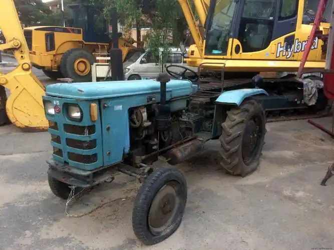 关于北方特色泰山12型拖拉机的故事