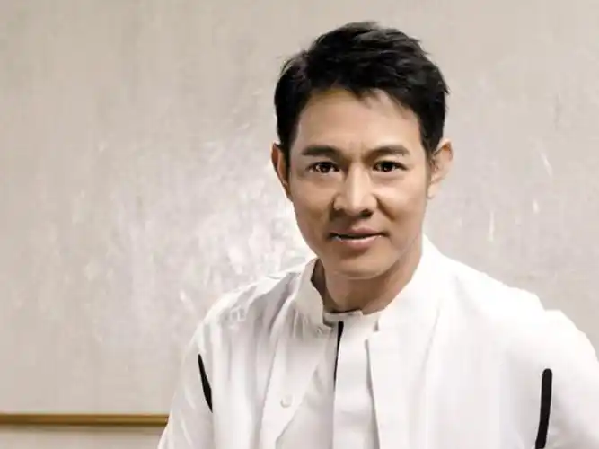 李连杰的女儿不像父母真相何在