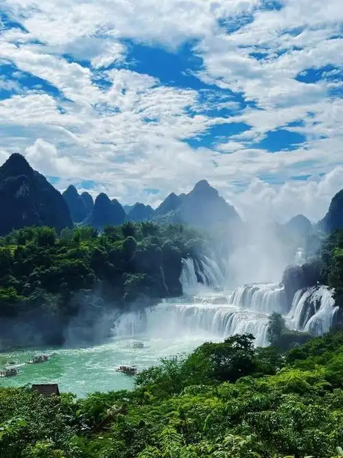 01 壮丽奔腾的瀑布,天然奇观的美景