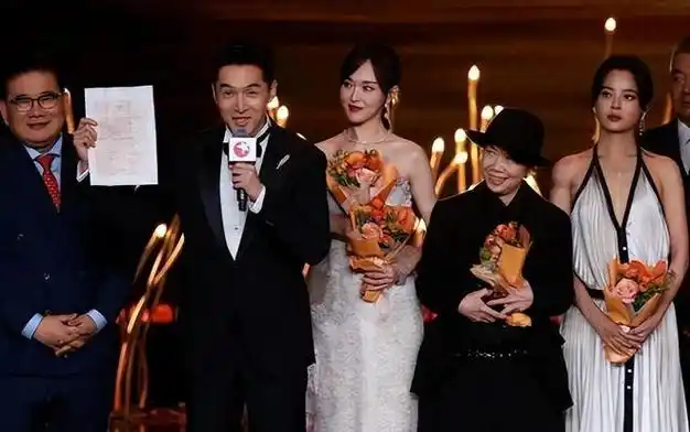 上海这一夜的活动,人世间人情冷暖,在丁勇岱身上体现得淋漓尽致|胡歌