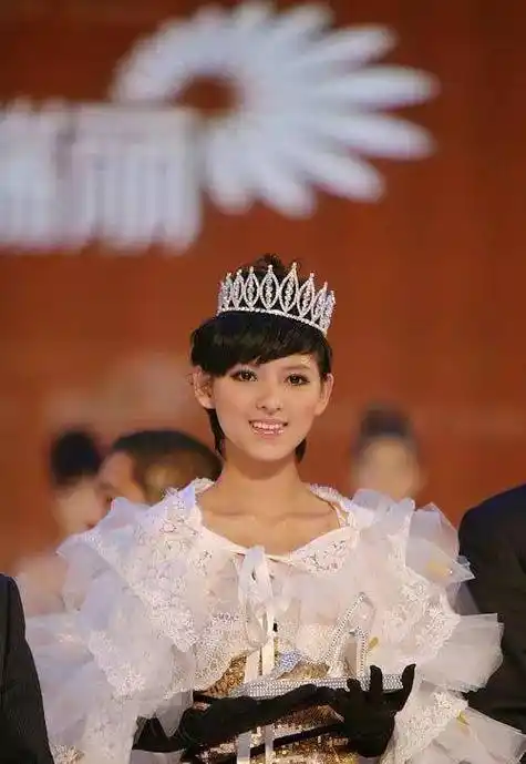 甩"王思聪前女友"标签,成"新一姐"张予曦:人生逆袭靠自己