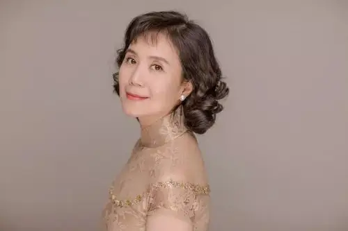 严晓频仙女下凡,吊打多少流量明星?