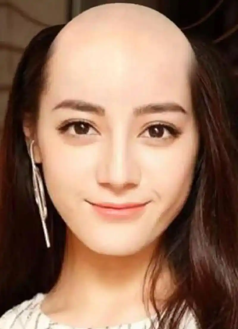 女明星的光头照,关晓彤销魂,热巴可爱,可她们都输给了窦靖童!