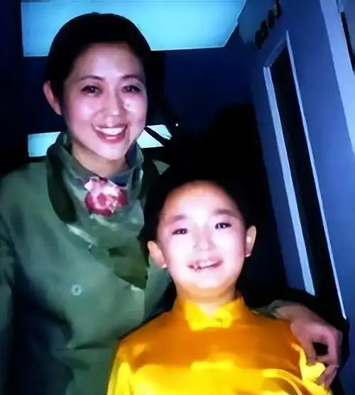 倪萍:感谢陈凯歌当年不娶之恩,我儿子很孝顺,丈夫是绝世好男人