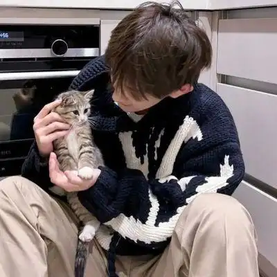 适合00后男生用的帅气阳光头像图片 清新时尚潮男少年感强的头像_男生