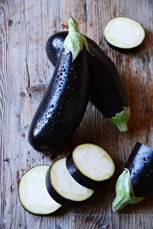 新鲜的茄子食物高清图片 - 素材中国16素材网