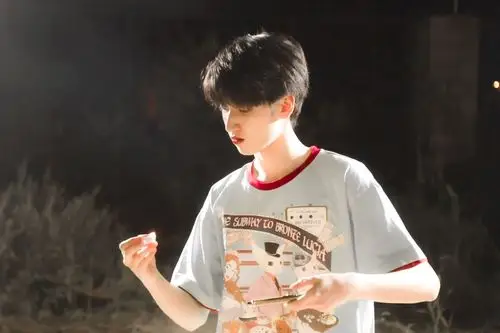 严浩翔 - 堆糖,美图壁纸兴趣社区