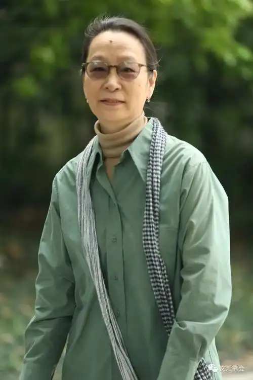 我喜爱的那个作家去了|奚美娟_腾讯新闻