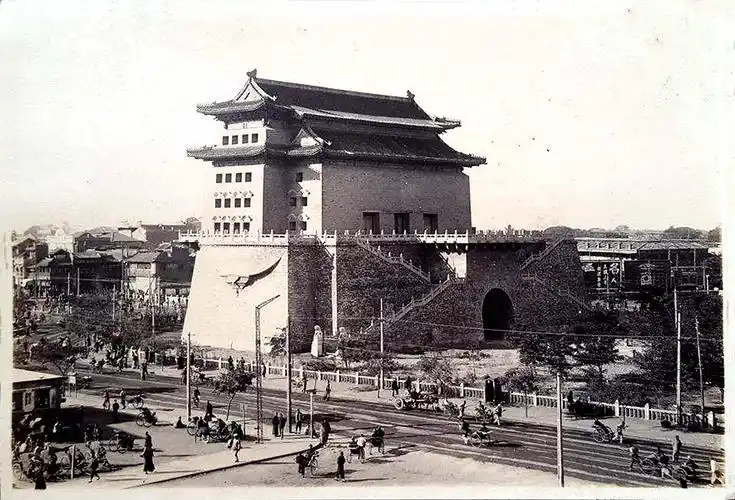 谷建华图说老北京之十正阳门上