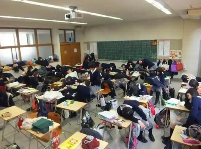 一组图带你走进日本女学生下课后的真实生活